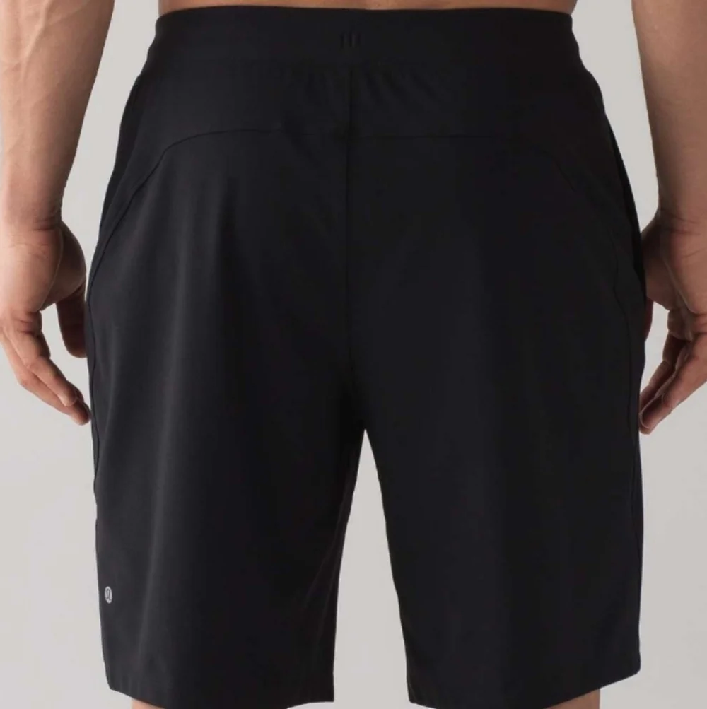 lululemon athletica excellent size